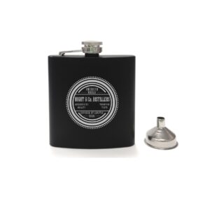 Wight Distillers Seal Engraved Black Flask Set